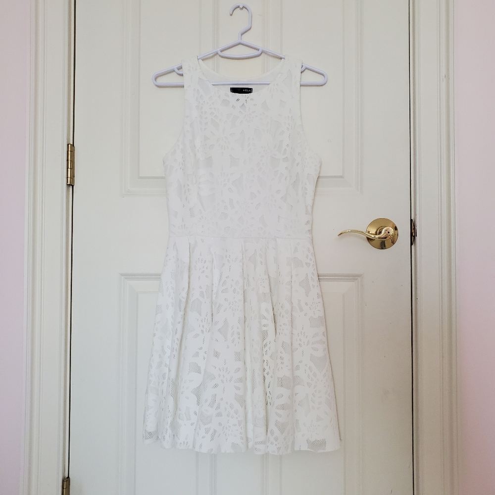 Bloomingdales AQUA Sleeveless Lace Circle Dress S